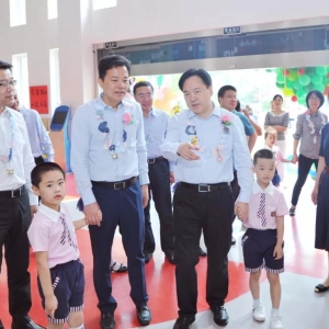 ��һ��ͯ��(ji��)~�I(l��ng)��(d��o)��ꎃ�ͯ���Ϲ�(ji��)��ף��