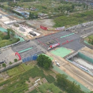 ܽ�ش������������M ���������r�γ��F(xi��n)