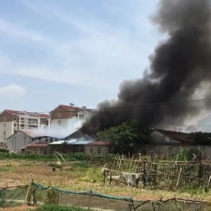 ��ô���£�ɽ�^��Էһ�S�����ڟ��L�L...