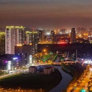 ��^�W�ѷ��픠ɽ��ҹ�� ���ʮɫ�ĬF����