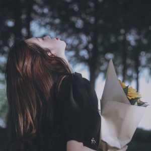 ���D���]�����{�Ӱ������w����