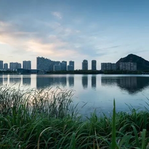 ����ɽ���Ｏ����һ�N�Ҹ� �������ڔ�ɽ��