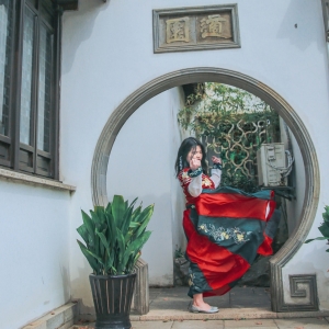 ��Ʒ���g����ɫ �e�^�f�q���L