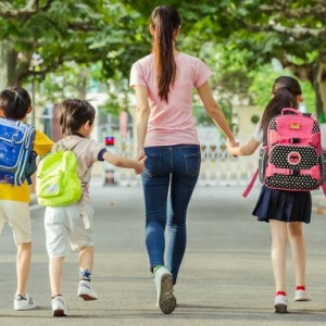 ��ꎽ����ֹ��_��Ƹ 40�ˣ�