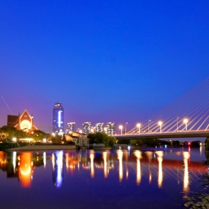 �W����Ʒ�������R���ĺ��L�� ��������