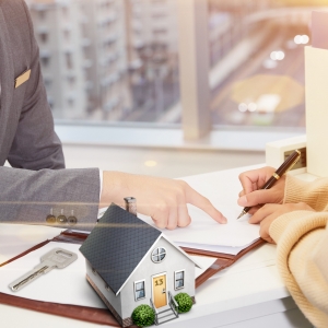 ���˶����֪С�^�����ǹ�Ĺ�����Ů��ŭ��......