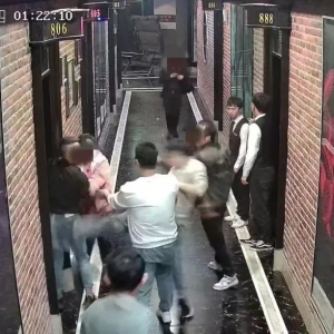 �þ�ƿ���^�����ĳKTV�l���ƺ�����¼�