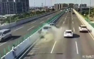 �߼�ײ�������¹ʣ��ؑ�����