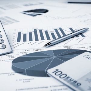 1��8�½���н����\����r