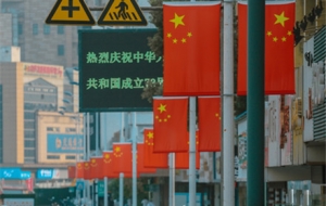 ���ģ�����������ɫ ��һ�����Ї��t