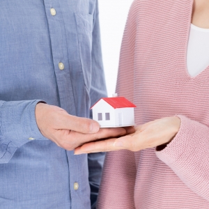 ����I�Ĳ��w���÷��������u��100�f��Ů���Ƿ��з��~��