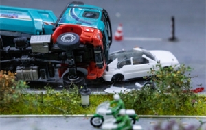 ܽ�ش���׺�������¹ʣ���܇�Bײ����܇�ϵ��������Ӱٳ�