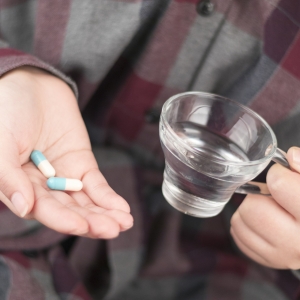 ���T(m��n)ͬ���(y��ng)��4��(g��)�����аY��Y�������ͬ����