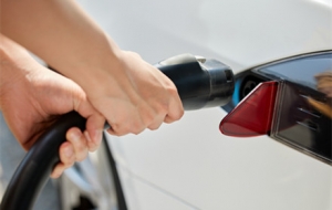 �^��һ���ϰl���ɼ�С�£������fֱ���б�