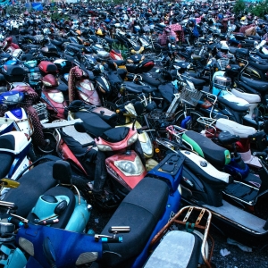 ���ƿ܇���Tһ��һǧ�๫��ƿ�Ͳ����������ؑ��ɡ���