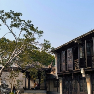 ���Ĵ򿨣�ͬ����(zh��n)��һȦ