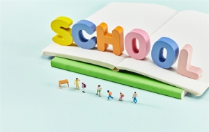 9�µײ����õ��·������������Ҫ��С�W