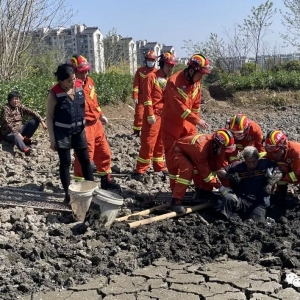 �°l(f��)��ꎣ�74�q�󠔲������M���࡭��