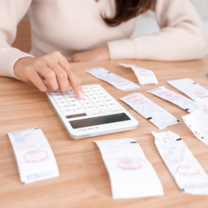 �ゃ����ÿ�����Ĺ̶�֧���Ƕ��٣�