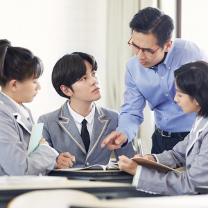 �����ϸ��еĺ���Ҫȥ���