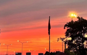 ��;�L���S�ģ�Ը�������ò��ڶ��� ��