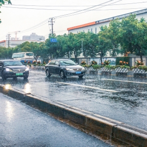 ��ôһ�ϰ࣬����@ô�󣬲��c(di��n)���Rһ�������ǿ�������