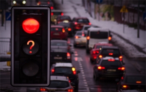 �²ۣ��h�Ǳ�·������£�̫խ��