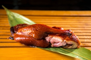 ���ǅ^����Щ�����������Ĳ��e�ģ���ֻ70Ԫ���ϵĿ����̈́e���]��