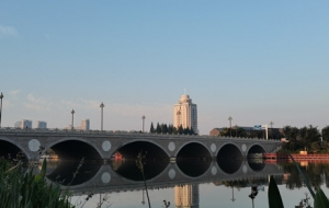 ���ճ����Sӛ��ǧ�꬘��ɽ��һͤ������