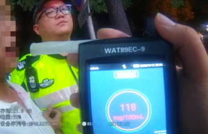 ���{Σ������Ī�e�ң�