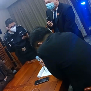 �����ְ֡���γ��ˡ��F�ְ֡�����(zh��)�з���߀ԭ���࣡