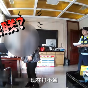 ����Ѱl�F1���ܺ��ߞ�Ů��...