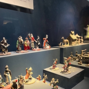 �Ͼ������^�S�ģ�����֮������Խ����