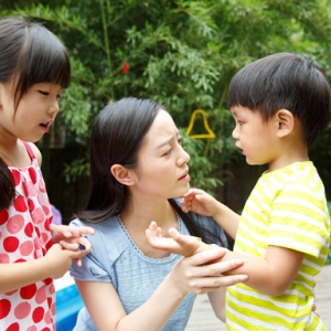 ���ˣ����˺��Ӻ����֪���Y���Ǟ���ɶ����