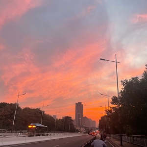 �S�ģ��Ҹ�Ī�^������һ���r������������ů�