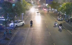 ·߅ͣ܇������۽z������ץ�ģ��P��50���Ժ�ԹԽ�ͣ܇�M