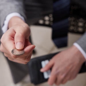 ���K��͹��Y�q�ˣ���������н3000���ݵ��ҁ��f���҅s�B��Ͷ��ò�����