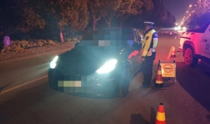 �O�����������˱������r��...