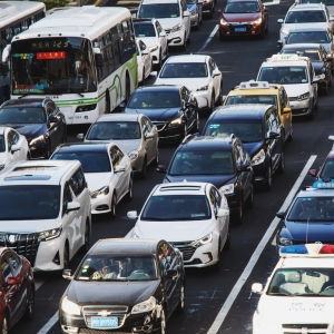 ����֣��h��·����ɽС�W������^�װ��ף���������߅һ���ܶ�һ����ȫ���£�