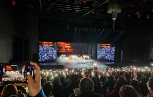 �򿨺����γǣ������Ž�r��