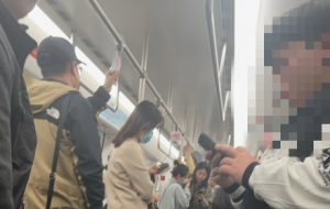 ���������F���Һ����Ńɂ��������^�����Л]��һ�ӵ�