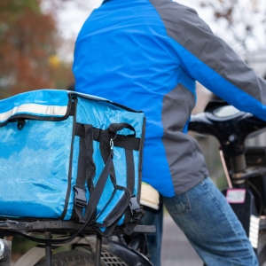 �����u��ǧ�f�e�����ͣ��ܿӣ�����ͬ��(j��ng)�v���ˁ�����