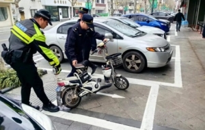 ����@���m(x��)�_չ�ǙC(j��)��(d��ng)܇�`ͣ�����Є�(d��ng)