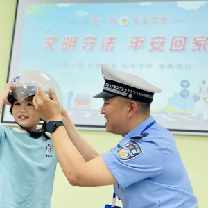 ���M(f��i)���c(di��n)λ���������ڼ��T��