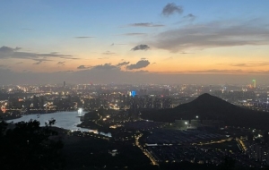 ���ƶˣ��϶�ɽ�ѽ��ҹ���M���۵�