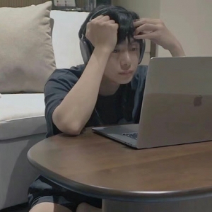 ���c��ڽo�����DУ�ˣ��ғ���С�������m�����ɿ����˲����D�W��Ӱ����W��