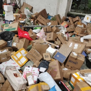 �@���ゃ����_���f���˼ҿ��f�T���x�ˣ��ѷe��ɽһ�ӣ��Ҷ�ɵ����