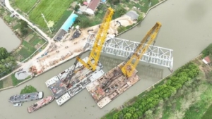 ��������������ܵ��b�ɹ���