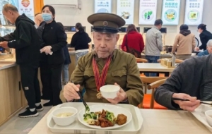 ��һ�������ǻ�ʳ�á���������