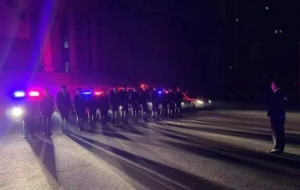 �賿����ꎶ��˱����ߣ�